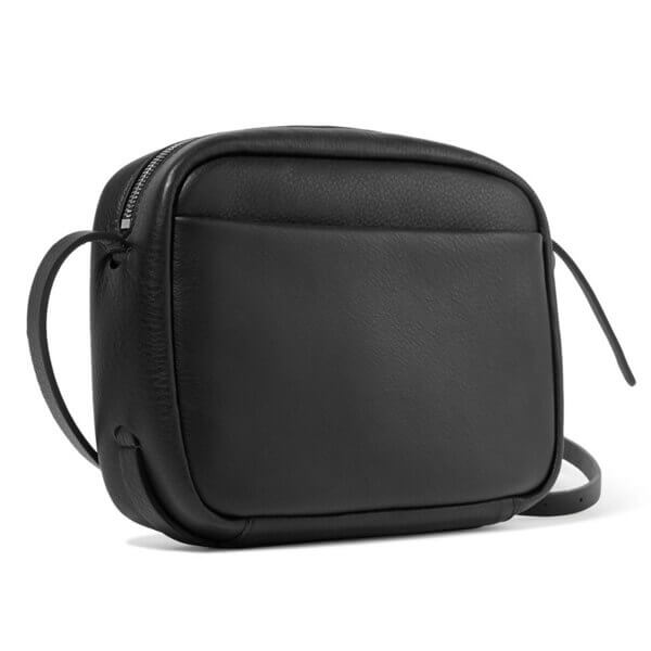 バレンシアガ】 EVERYDAY レザーCAMERA BAG ロゴ入り ショルダーバッグ