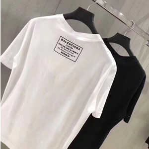 すぐ届く♪【バレンシアガ】バックプリントがポイント Tシャツ白黒 