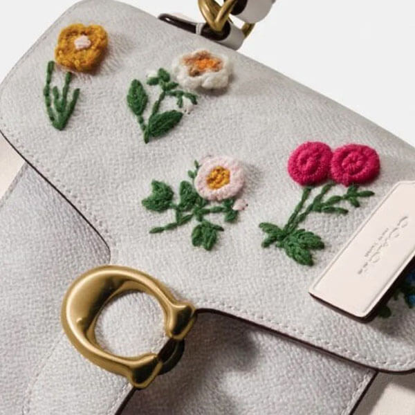COACH タビー Flower Base