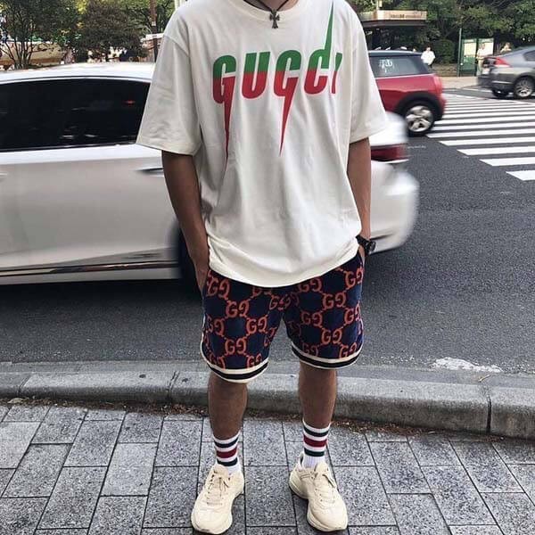 グッチ メンズ Tシャツ ブレード グッチ メンズ Tシャツ ブレード