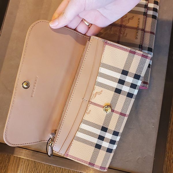 バーバリー 長財布 偽物☆Harris Wallet ロゴ ハウスチェック 二つ折り