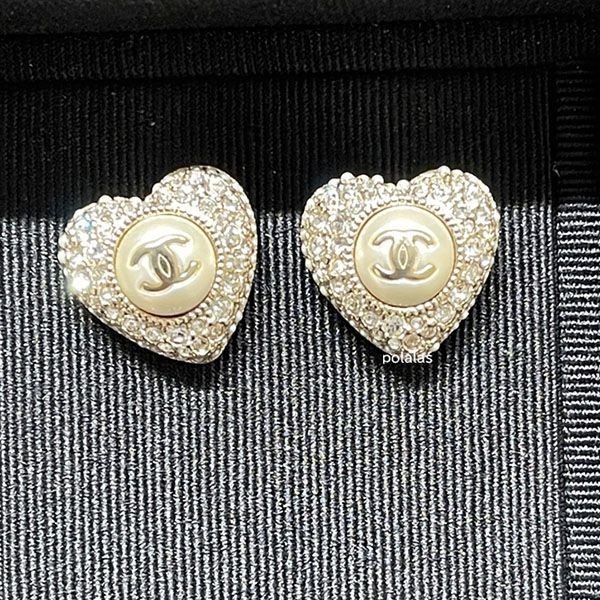 新作登場☆シャネル ピアス CC ロゴ クリスタルハート AB9399 B09088
