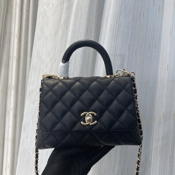 CHANEL ココハンドル19 ノベルティ CHANEL ココハンドル19 ノベルティ CHANEL ココハンドル19 ノベルティ