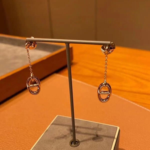 シンプルで上品☆エルメス ファランドールピアス 偽物 MM H108618B