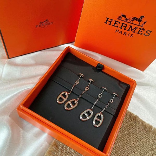 シンプルで上品☆エルメス ファランドールピアス 偽物 MM H108618B