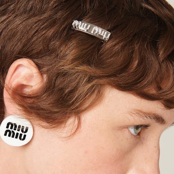 ミュウミュウ 東大門 スーパーコピー クリスタル付メタル ヘアクリップ