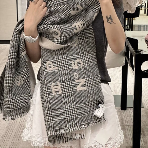 24B◇寒い日もお洒落に♪】CHANEL CCロゴ ストール マフラー-スーパー