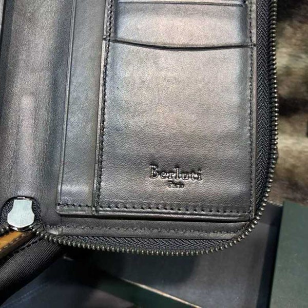 限定ゴールデンパティーヌ希少品!! ベルルッティ 財布 コピー ITAUBA