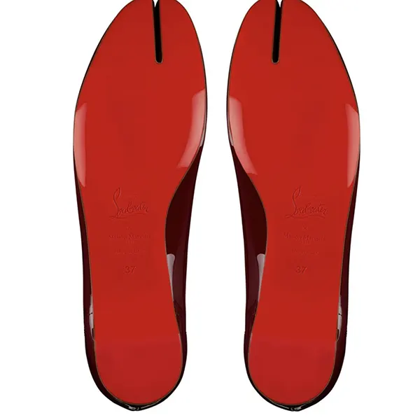 注目コラボ《マルジェラxルブタン 偽物》Marlougiela tabi フラット