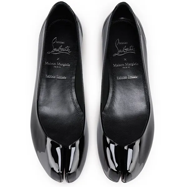 【新品】 ルブタン　マルジェラ コラボ tabi Marlougiela 39 注目コラボ《マルジェラxルブタン 偽物》Marlougiela tabi フラット