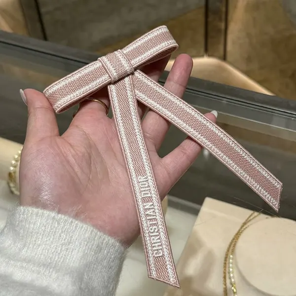 上品♪】 ディオール コピー エンブロイダリー ディオール Twist