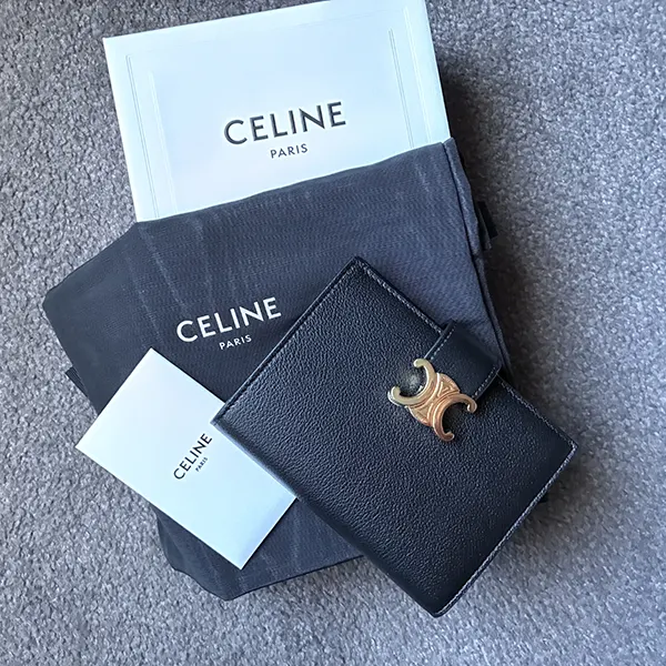 【美品】セリーヌ　財布 送料込【CELINE】SMALL FLAP WALLET IN SHINY SMOOTH LAMBSKIN (CELINE