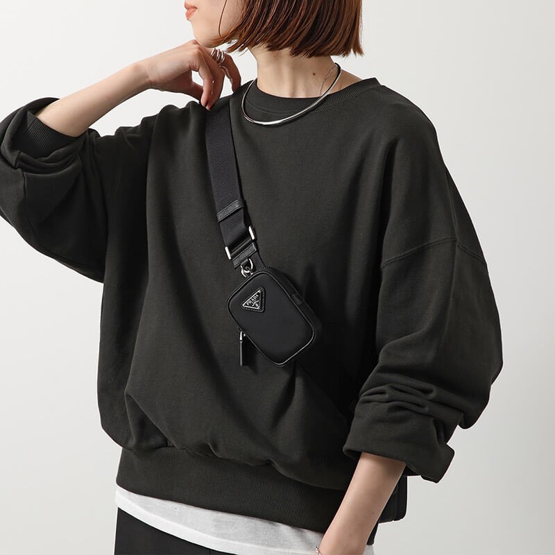 プラダ スーパーコピー ショルダーバッグ Re-Nylon xサフィアーノ