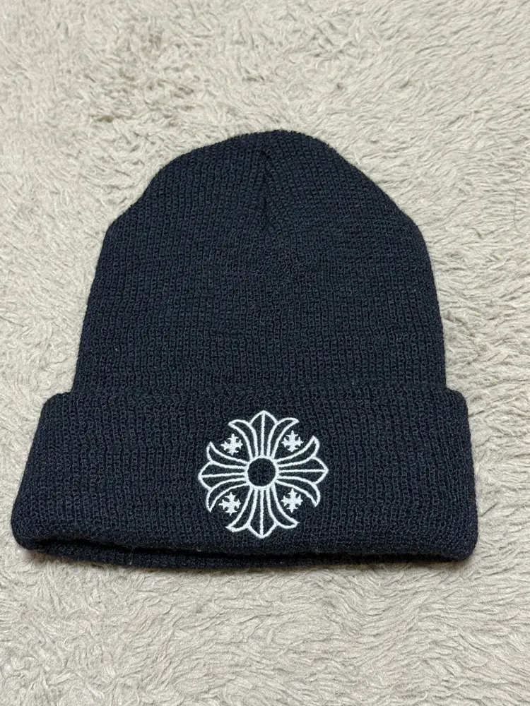 CHROME HEARTS クロムハーツ キャップ コーデ 偽物 ウールニット帽