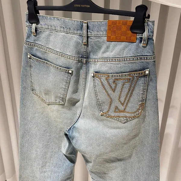 超入手困難ルイヴィトン スケートフィットデニムパンツ 1AGIXM