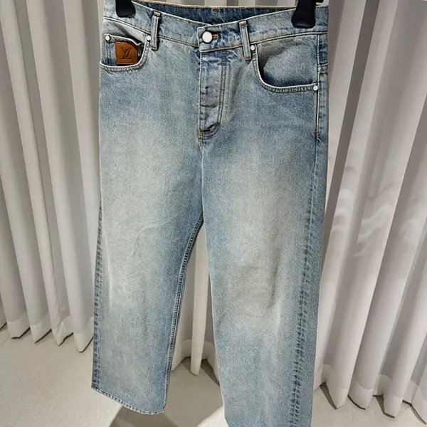 超入手困難ルイヴィトン スケートフィットデニムパンツ 1AGIXM