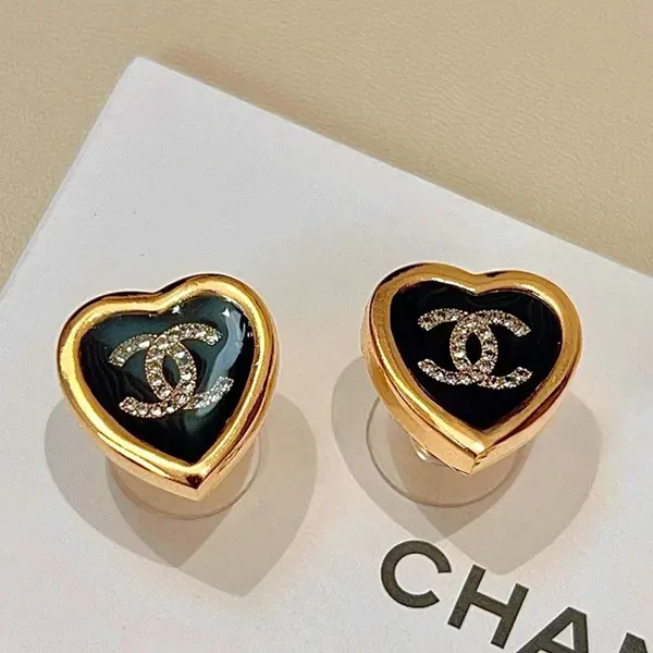 シャネル ハート CCロゴ ピアス フェミニン大人可愛い ABG311 B21880