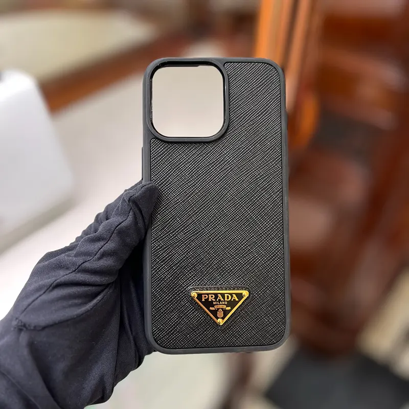 プラダ 全機種対応 iPhone ケース 17Pro/MAX ロゴ スマホケース 全色