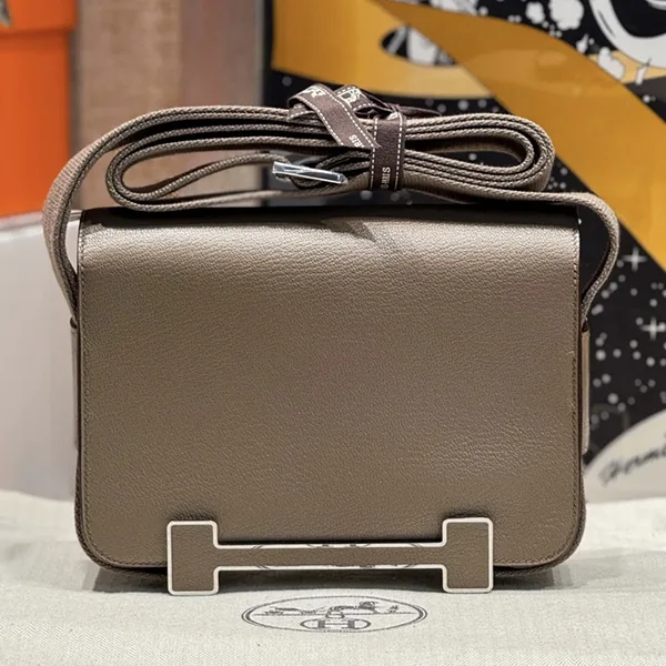 カラバリ◎シンプル☆】エルメス ゲタ Geta バッグ 偽物 H083052CK
