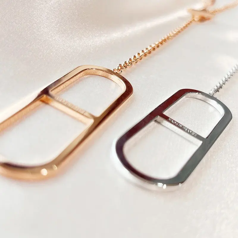 エルメス エヴァー シェーヌダンクル ロングネックレス H116205B 00