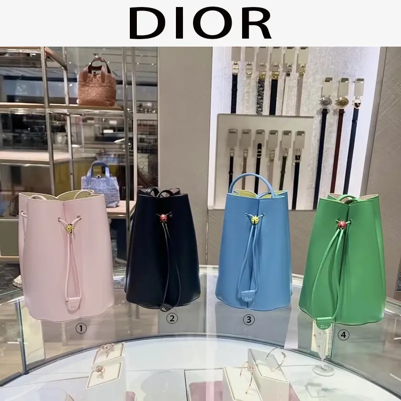 日本未入荷【 DIOR 】バケットバッグ たたき売り 激安価格！ディオール☆Petit Trefle ミニ バケットバッグ 4色