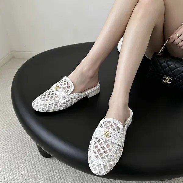 H8075-h1◾️シャネル　ラムスキン　グログランCCロゴフラットシューズ シャネル ミュール ラムスキンCCレザー G47122-B23359-U7102-スーパー